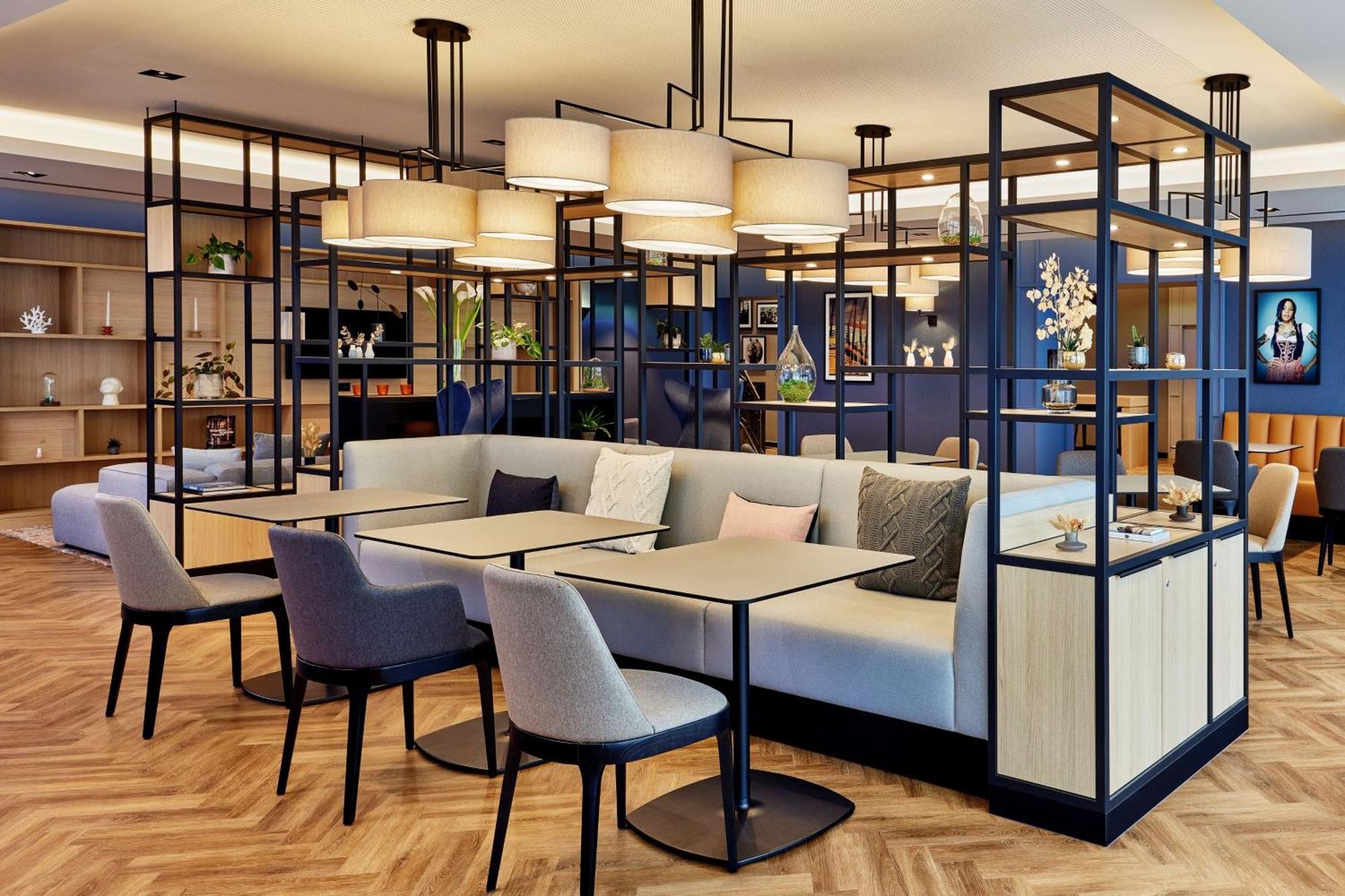 By Marriott 4* München