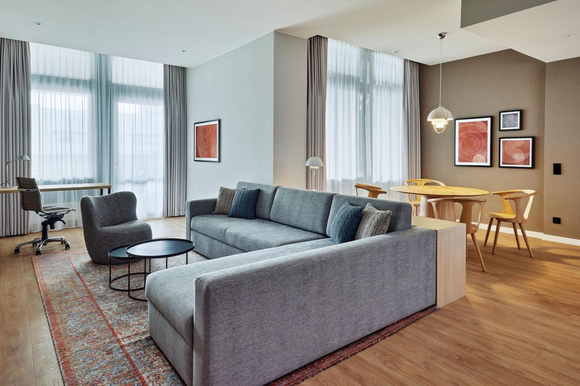 By Marriott Hotel Munich