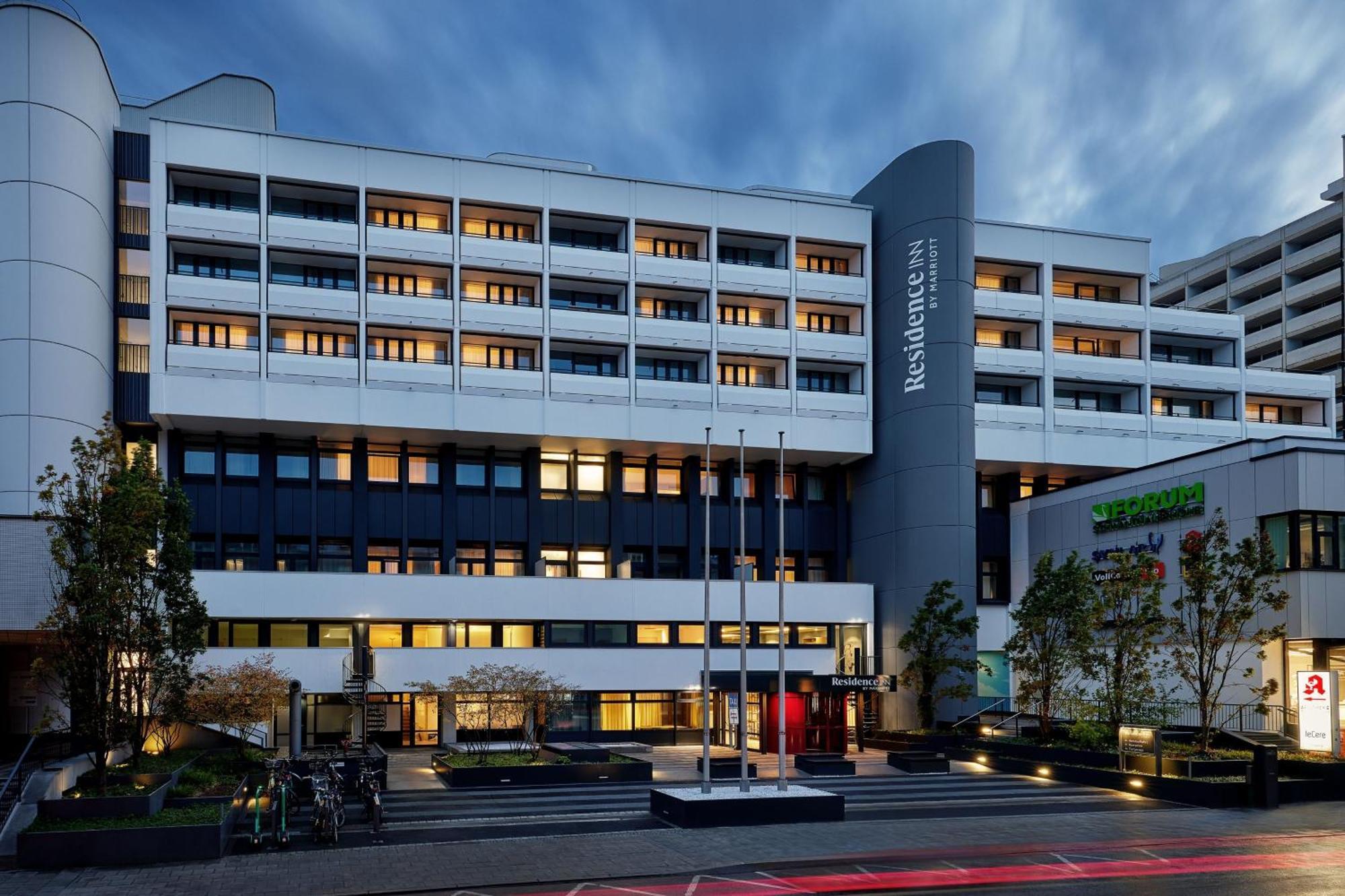 By Marriott Hotel 4*
